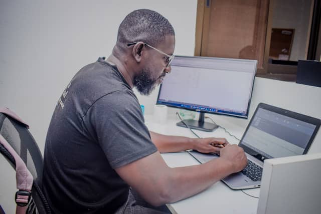 Online tutoring refers to a remote teaching job in which an individual helps students